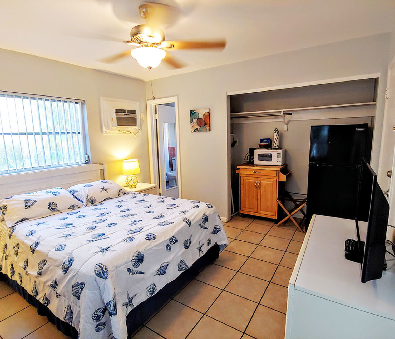 Economy Room Cape Coral