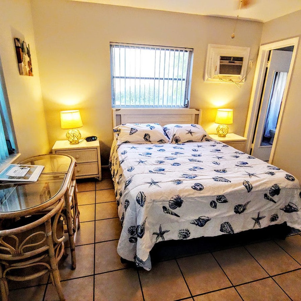 Economy Room Cape Coral