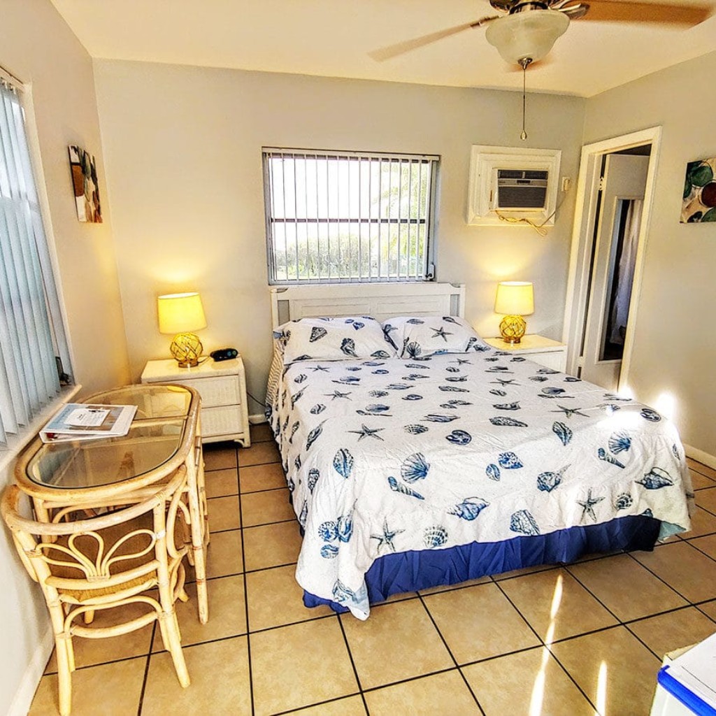 Economy Room Cape Coral